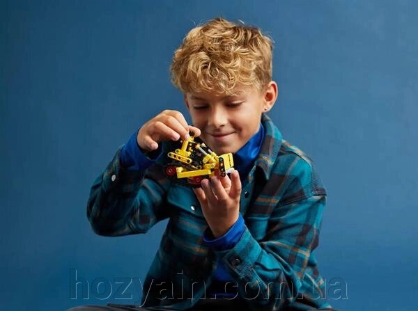 Конструктор LEGO Technic Надпотужний бульдозер 195 деталей (42163) від компанії hozyain. com. ua - фото 1