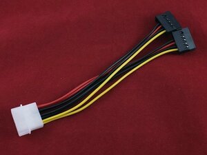 Перехідник IDE Molex - 2x Sata 15pin для живлення жорстких дисків