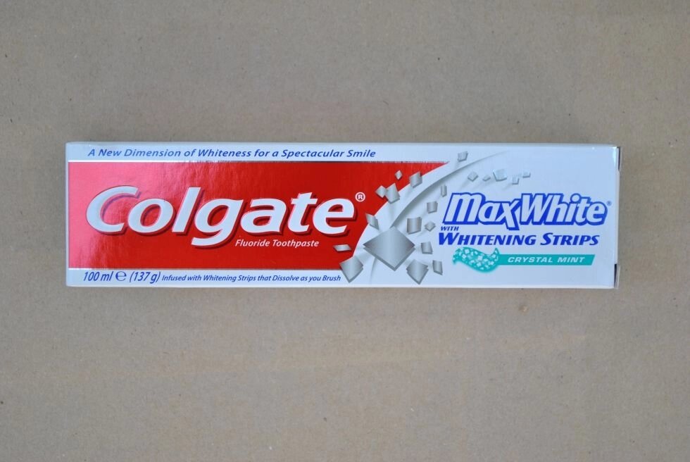 Зубна паста Colgate потрійну дію 100 міліграм від компанії ПП "Макоша-ПАК" - фото 1