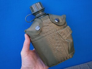 Фляга армійська US Army bottle 1 л пластикова в чохлі чешський камуфляж Max Fuchs Німеччина