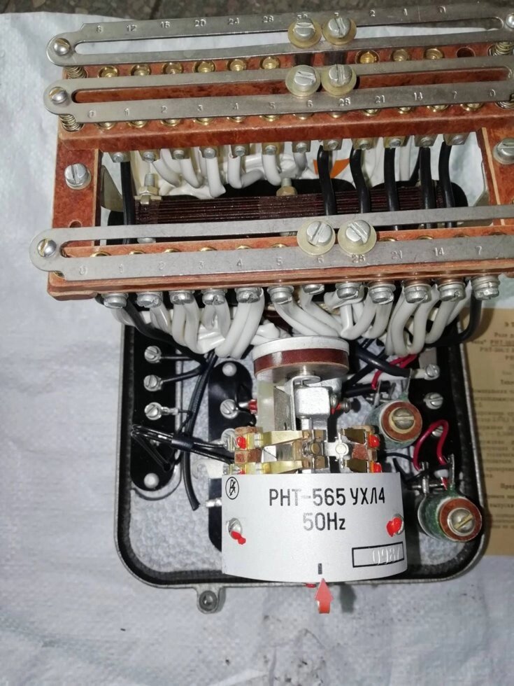 Рнт д 63а. Реле напряжения альбатрос рнт-63а. Реле дифференцированные рнт-560 ухл4. Реле напряжения дигитоп 63а. Реле р10тму.