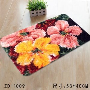 Набір для килимової вишивки "Квіти"