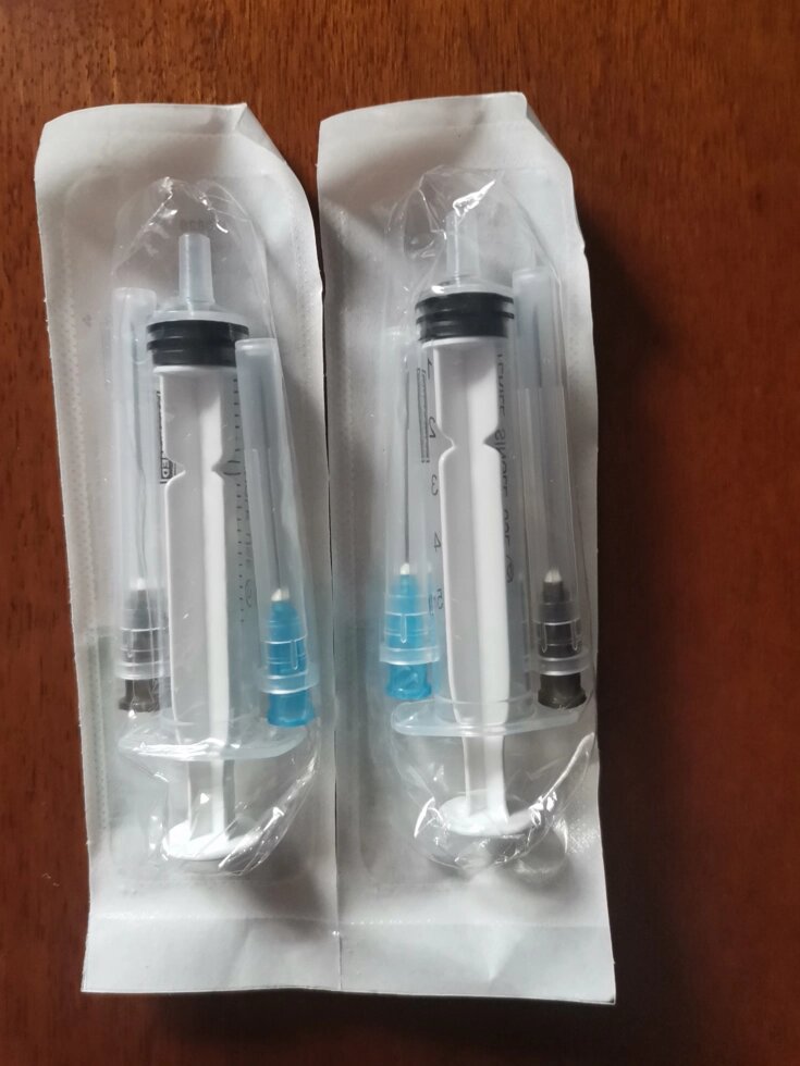 Медичний одноразовий шприц 5 мл трикомпонентний, з двома голками G22 (0,7*40 мм) и 23G (0,6*30мм) Alexpharm від компанії MY PET - фото 1