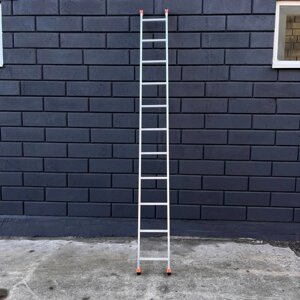 Алюмінієві односекційні приставні сходи на 11 ступенів