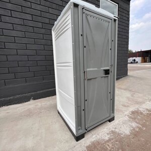 Туалетна кабінка пластиковий біотуалет білий