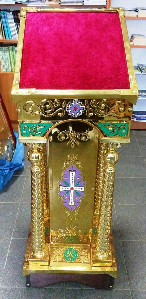 Аналой храмовий бічній малий для ікон, в Метелли — фото 1