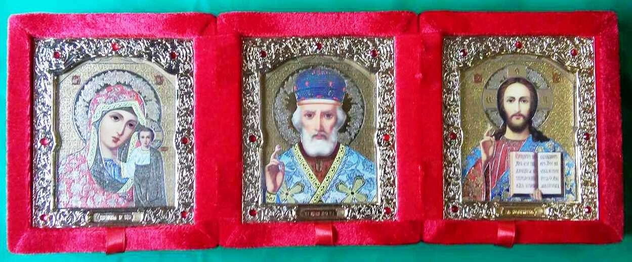 Складень оксамитовий потрійний, червоний, з іконами що виймаються + стрази, 10х12 см. — фото 1
