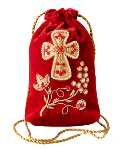 Дароносиці та сумочки для просфор та святині
