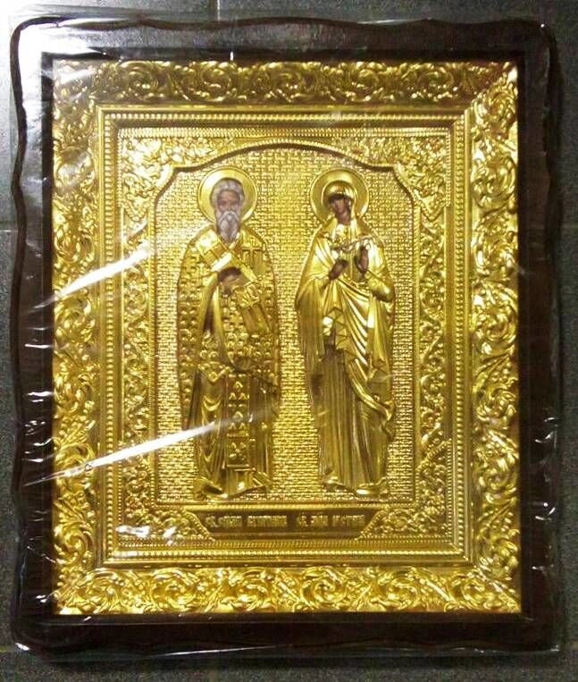 Ікона в дерев'яному фігурному кіоті + риза, "Кипріян і Юстини" — фото 1