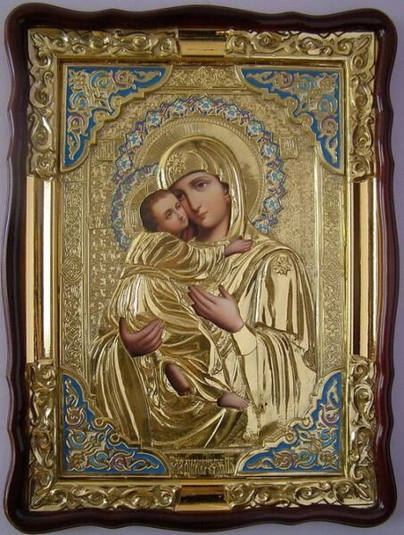 Ікона в рамі під склом фігурна «Володимирська», в ризах з емаллю — фото 1