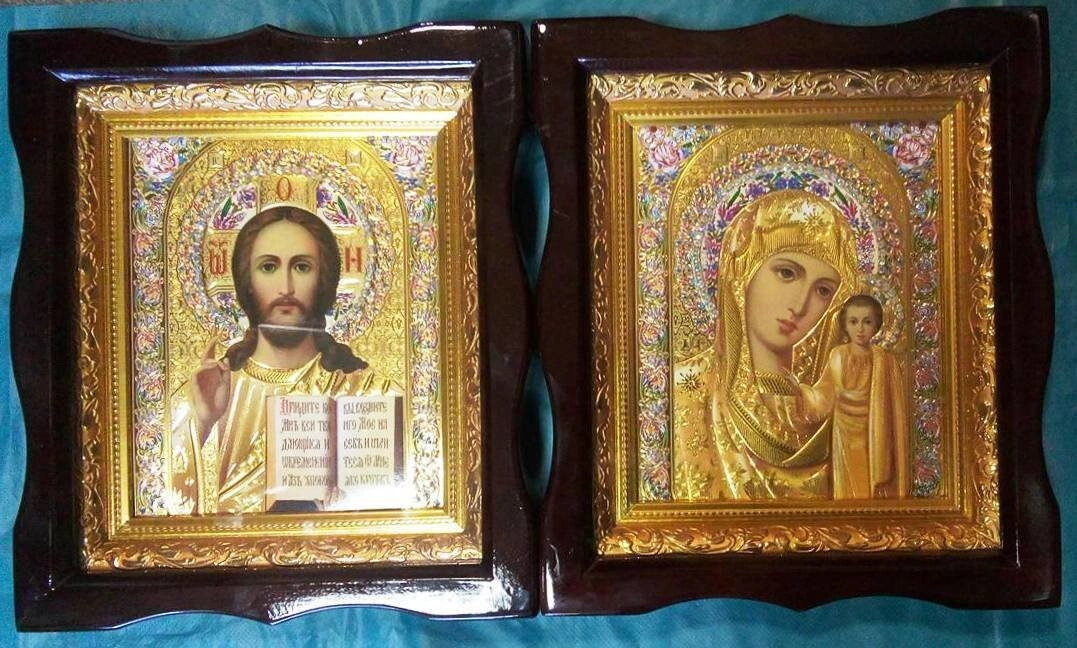 Ікони пара з емаллю і багетом дерев'яний кіот фігурний 25х30 — фото 1