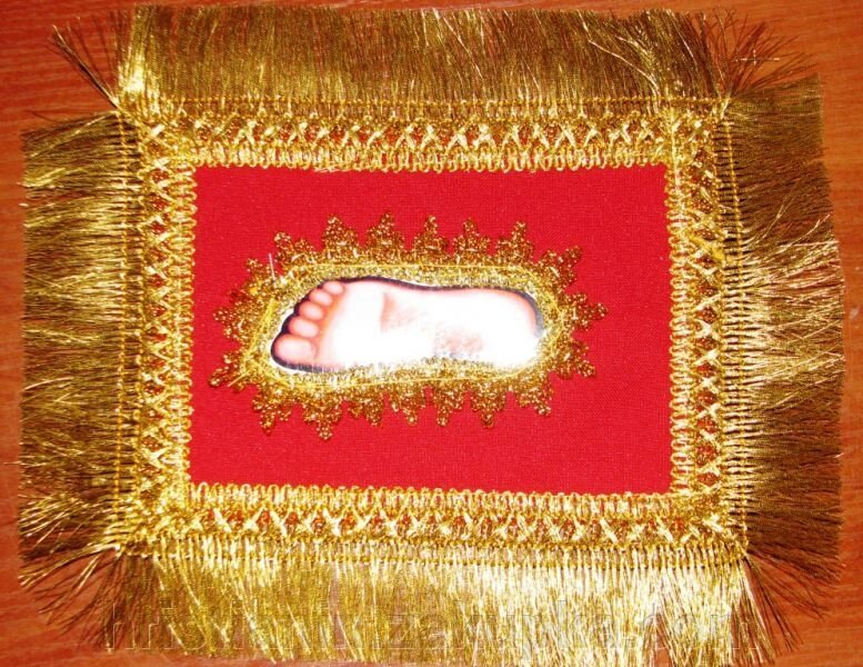 Стопа Почаївської Божої Матері, на тканини від компанії ІНТЕРНЕТ МАГАЗИН "ХРИСТИЯНИН" церковне начиння - фото 1