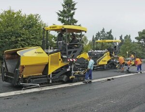 Асфальтоукладальник Bomag BF 300 C.