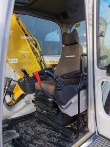 Гусеничний екскаватор New Holland Kobelco E215B