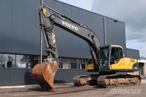 Гусеничний екскаватор VOLVO EC210CL
