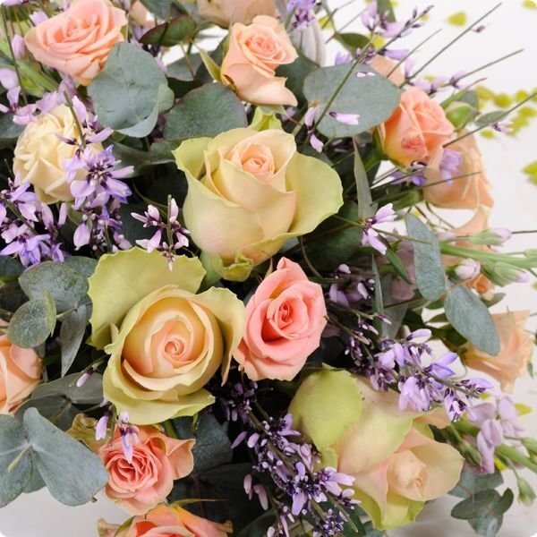 доставка роз Киев