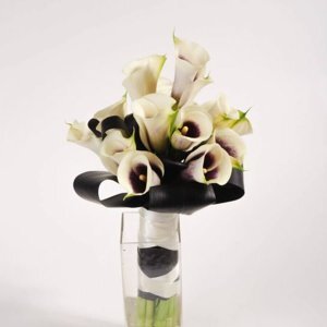 свадебные букеты из калл в Киеве