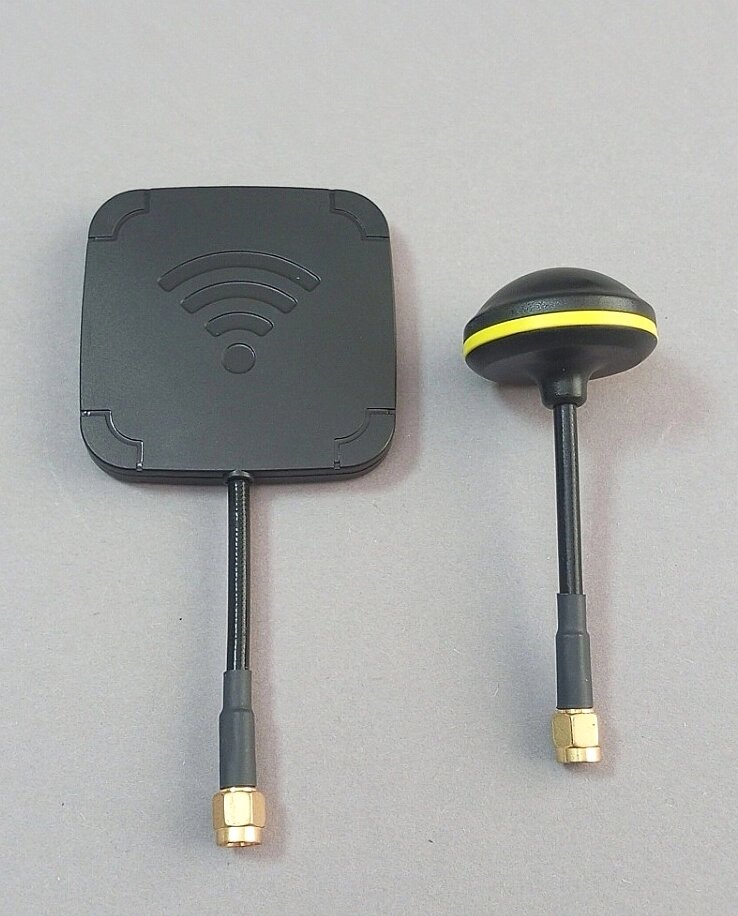 Антена 5,8G 14dBi плоска панель та грибоподібна FPV-антена, RP-SMA, комплект від компанії ПО СПЕЦАНТЕНИ Зв'язок без перешкод! - фото 1