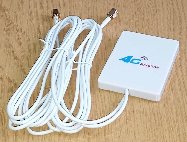 Антена 791-2690 МГц 2хSMA-male 2.8 дБ MIMO панельна 2G/3G/4G LTE від компанії ПО СПЕЦАНТЕННИ Зв'язок без перешкод! - фото 1