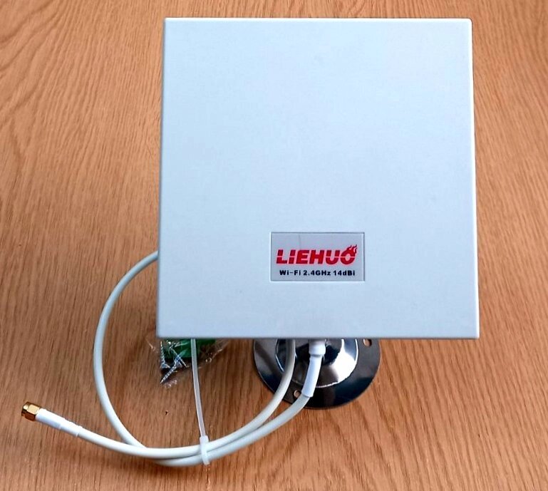 Антена Wi-Fi 2,4 ГГц панельна Lie Huo 14 dBi, RP-SMA реверсивний роз'єм (гніздо) від компанії ПО СПЕЦАНТЕННИ Зв'язок без перешкод! - фото 1