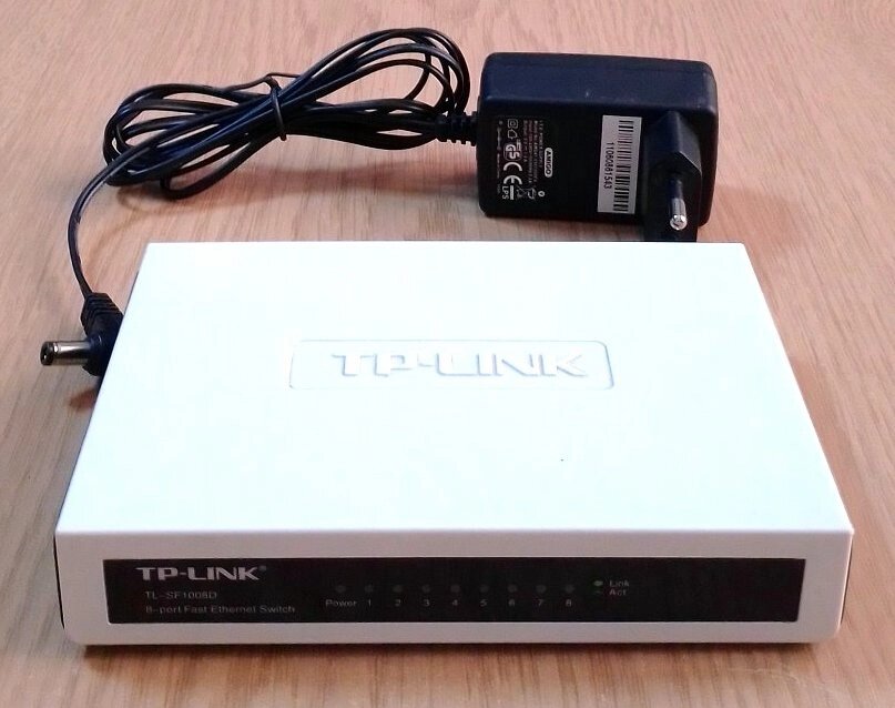 Б/у комутатор локальної мережі (Switch) TP-LINK TL-SF1008D, у відмінному стані від компанії ПО СПЕЦАНТЕННИ Зв'язок без перешкод! - фото 1