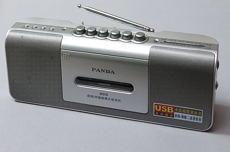 Б\у стерео магнітофон Panda з радіо та програвачем флешок повністю робочий. Оригінал. від компанії ПО СПЕЦАНТЕННИ Зв'язок без перешкод! - фото 1
