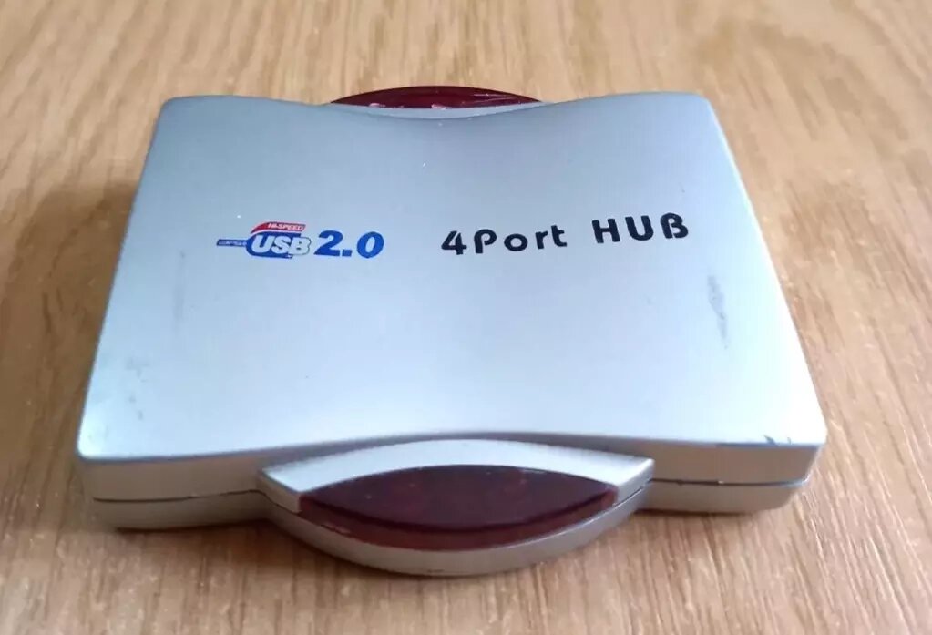 Хаб USB 2.0 4Port, для радіоаматорів (ремонт або на запчастини) від компанії ПО СПЕЦАНТЕННИ Зв'язок без перешкод! - фото 1