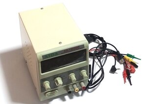 Б/у лабораторне джерело струму та напруги (блок живлення) AD-1502D, 0-15V, 2A, повністю робочий
