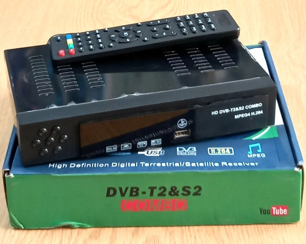 Приставка DVB-S2 + DVB-T2 Combo HD цифрове супутникове ТБ H. 264 MPEG-2/4, підтримка Bisskey. Вітринний зразок. - відгуки