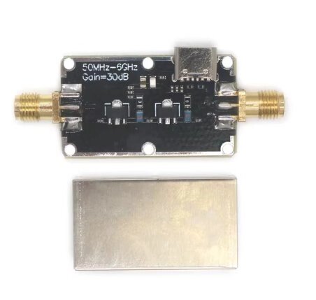 Підсилювач радіосигналів LNA 50MHz-6GHz 30dB надширокосмуговий, із захисною кришкою, Dykbcells від компанії ПО СПЕЦАНТЕННИ Зв'язок без перешкод! - фото 1