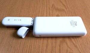 USB wi-fi модем роутер 3G/4G LTE mimo ZTE MF79U з power bank alza PW3 20000 маг