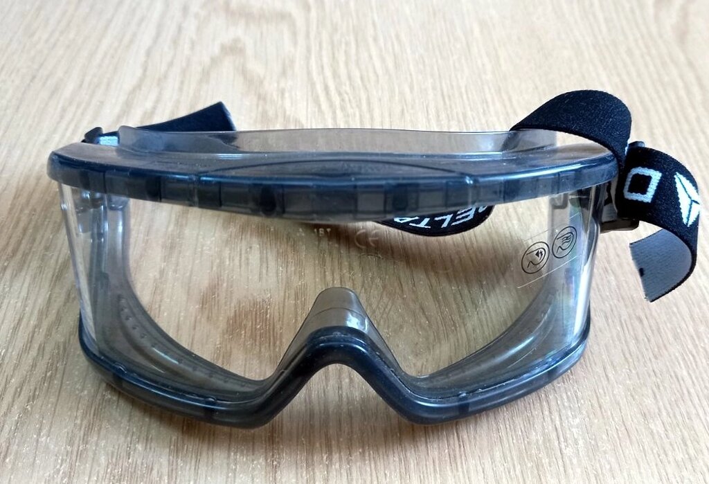Вживані окуляри хімічного захисту закриті DELTA PLUS від компанії ПО СПЕЦАНТЕННИ Зв'язок без перешкод! - фото 1