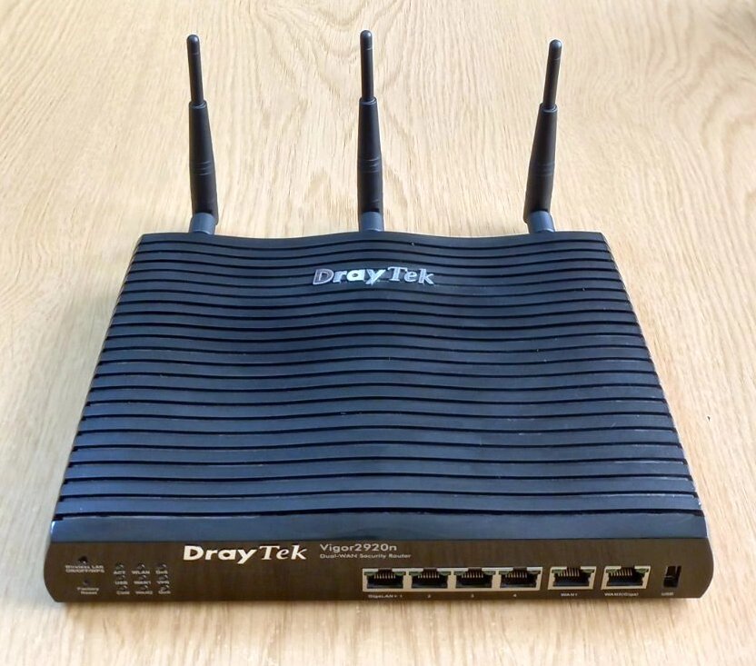 Wi-Fi роутер маршрутизатор DrayTek Vigor 2920n, б/в, повністю робочий від компанії ПО СПЕЦАНТЕННИ Зв'язок без перешкод! - фото 1
